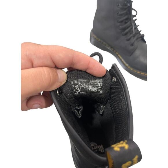 Dr Martens Black Leather Combat Boots Juniors Grunge Fall Dark Academia Youth 3 - Picture 7 of 9